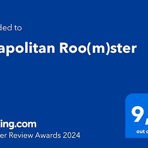 Neapolitan Roo(m)ster